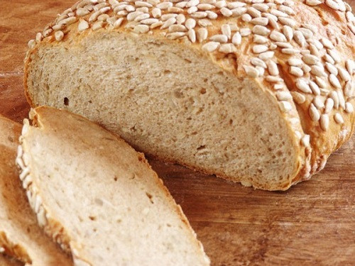 Ăn bánh mì vào buối sáng hay buổi tối dễ gây tăng cân hơn?