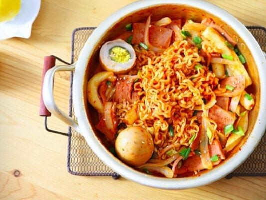 Các thực phẩm nên tránh (hoặc hạn chế) trong chế độ ăn kiêng ít carbs